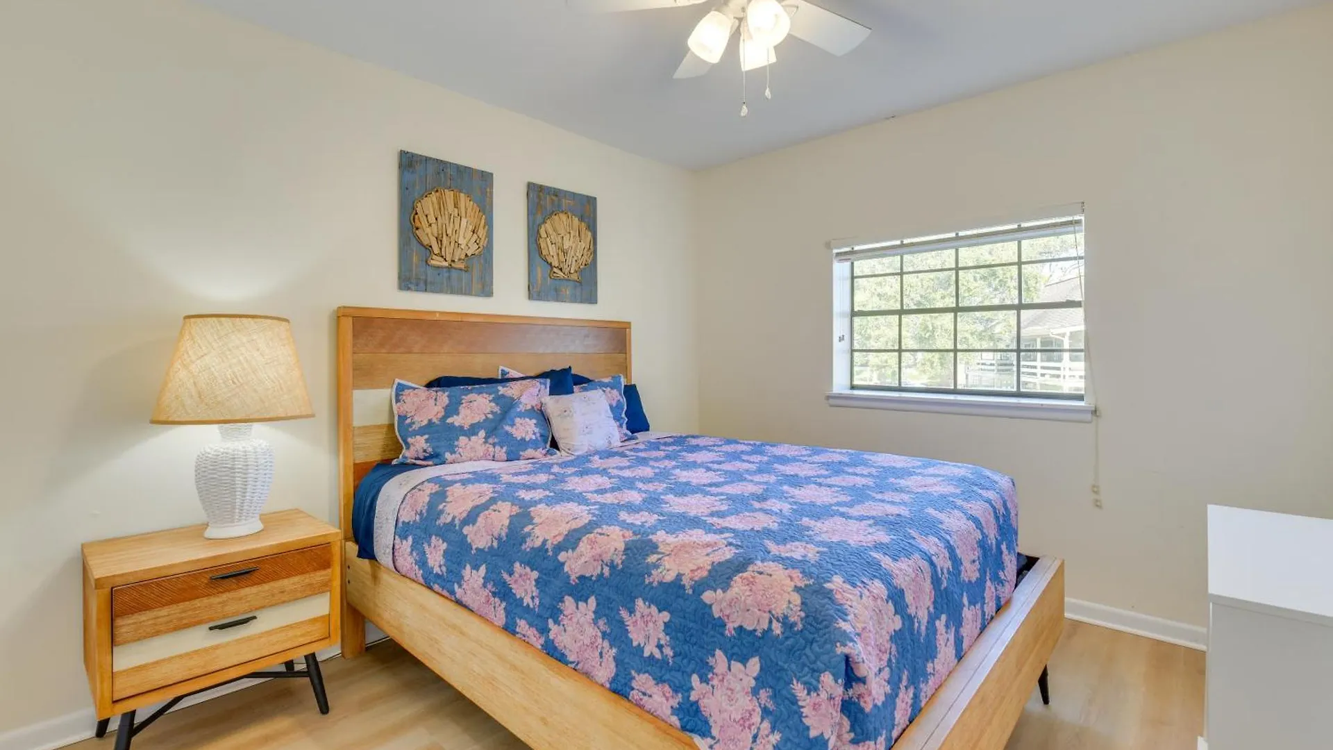 Bright Miramar Beach Condo - Walk To Beach! 데스틴